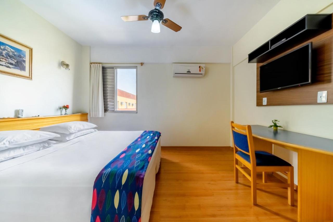 Itapetinga Hotel Atibaia Extérieur photo
